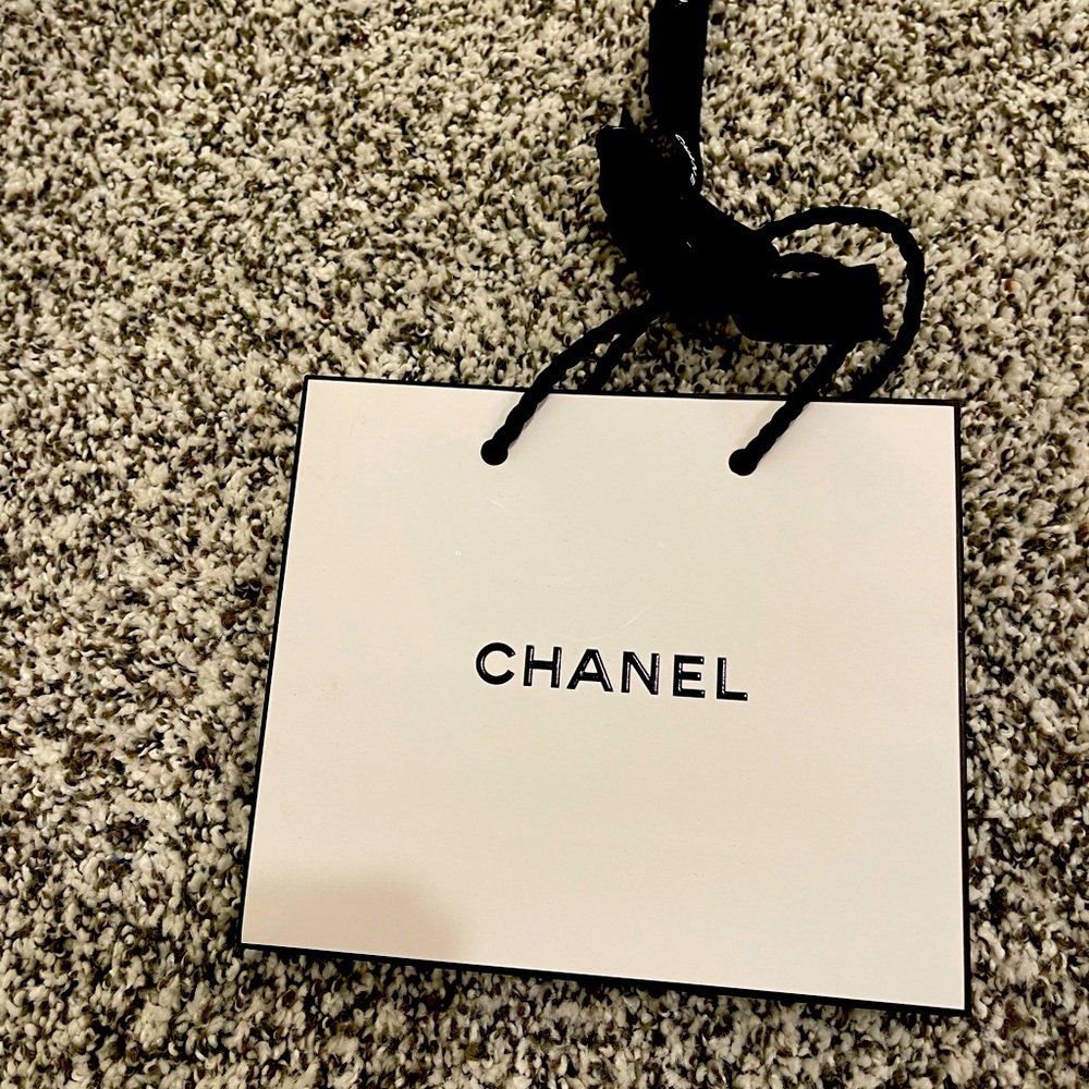 AUTHENTIC CHANEL LITTLE BAG WITH BLACK CHANEL RIBBON. PERFECT CONDITION